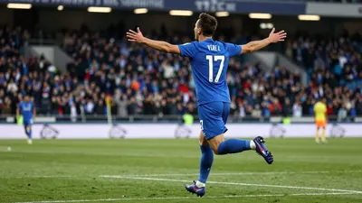 Chesterfield beat York City 2-0 at home with goals from Lee Bonis and Dilan Markanday, moving the club up to 11th in the...